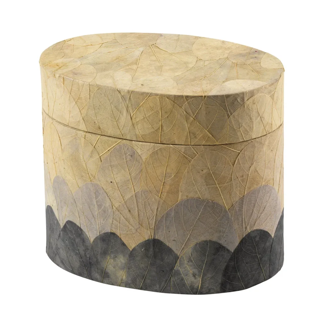 Leaf Urn Oval